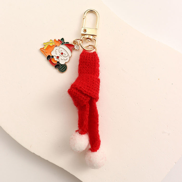 Wholesale Keychain handmade pendant accessories knitted hat keychain Christmas tree snowman Christmas small gift