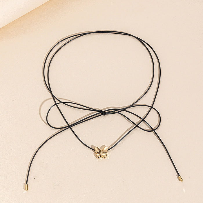 Wholesale Personalized jewelry, rope chain, heart pendant, niche star butterfly necklace, diamond studded cross necklace