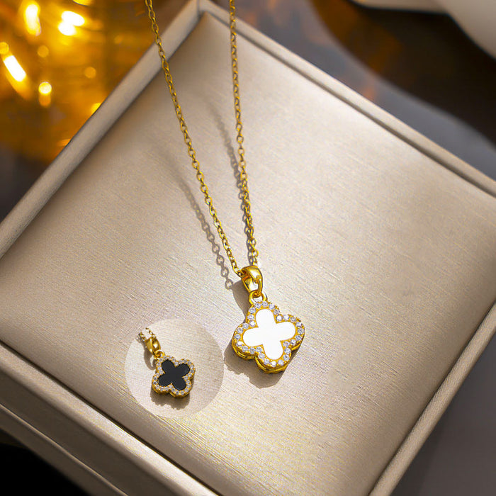 Wholesale Golden Luxury Diamond Four-leaf Clover Necklace Women's Black and White Double-sided Clavicle Chain 18K Gold-plated Necklace Chain