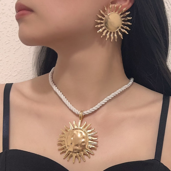 Wholesale Alloy Exaggerated Sunflower Pendant Necklace Earrings Bohemian Style