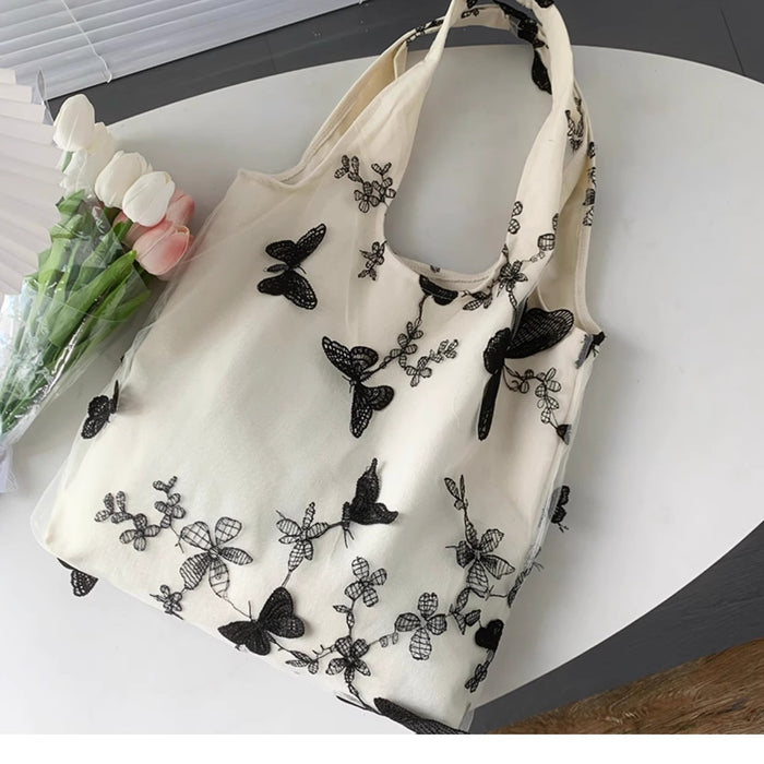 Wholesale Lazy style canvas bag, butterfly shoulder tote bag, large capacity handheld tote bag