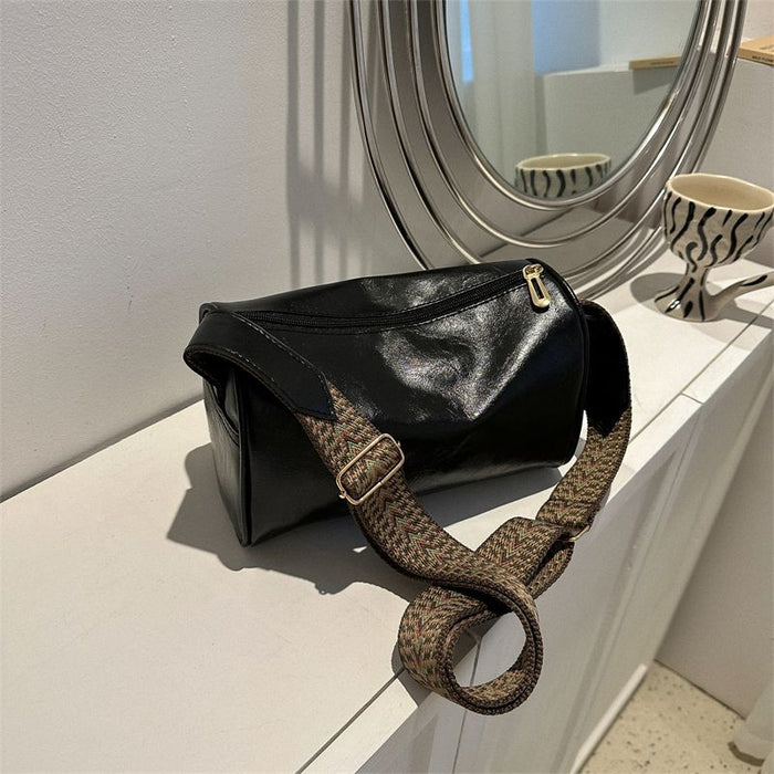 Wholesale Texture broadband fashionable retro shoulder bag and stylish crossbody bag