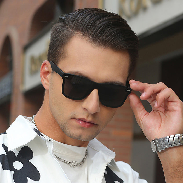 Wholesale Polarized lens integrated sunglasses for men, fashionable sunscreen sunglasses for men, high-end TR frame sunglasses for men