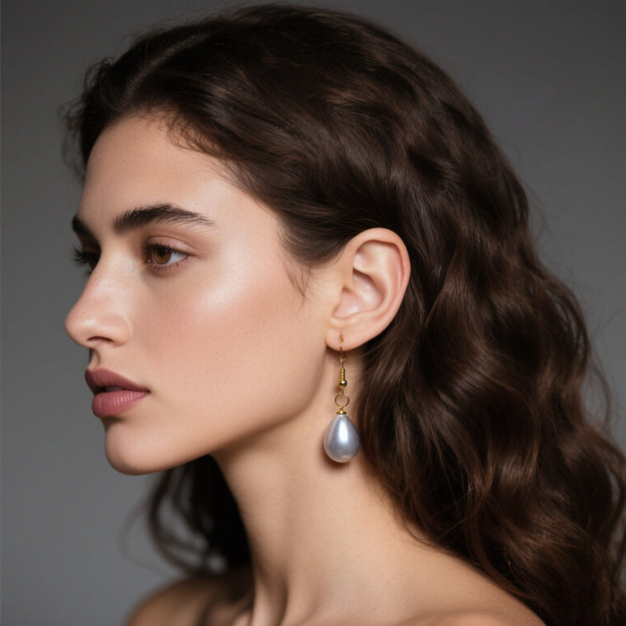 Wholesale Imitation pearl earrings, exquisite earrings, high-end sense, fashionable and versatile temperament, water droplet ear accessories, hook style