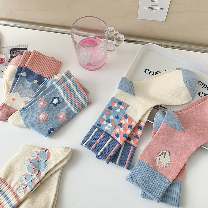 Wholesale Cotton socks cartoon small flower tube socks pile socks