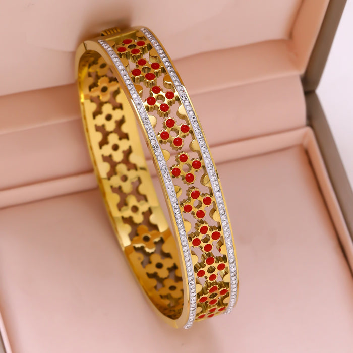 Wholesale Titanium steel hollow high-end bracelet