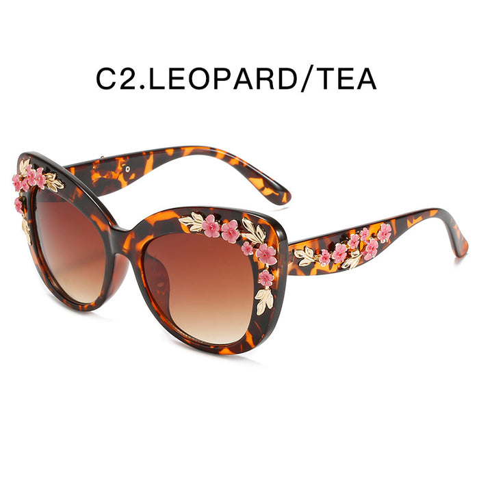 Wholesale Cat-Eye Floral Gradient Sunglasses