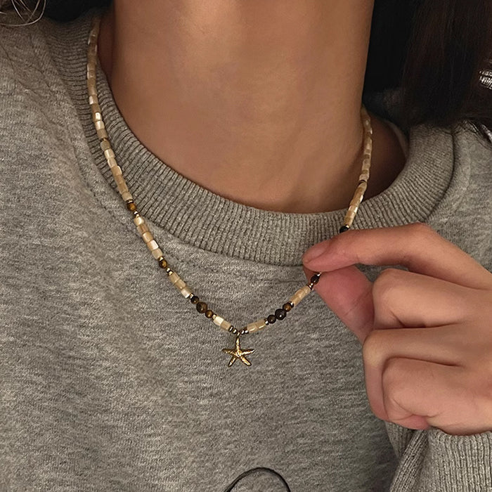 Wholesale Vintage necklace with a high-end feel, antique collarbone chain, versatile and light luxury