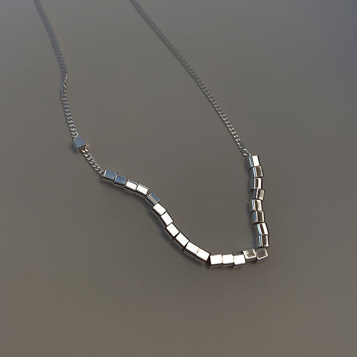 Wholesale New minimalist transport geometric small square necklace, light luxury collarbone chain, neck chain