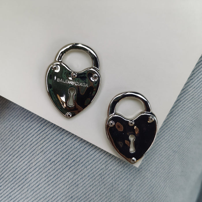 Wholesale Hollow Alloy Love Bag Accessories DIY Necklace Earrings Accessories Material