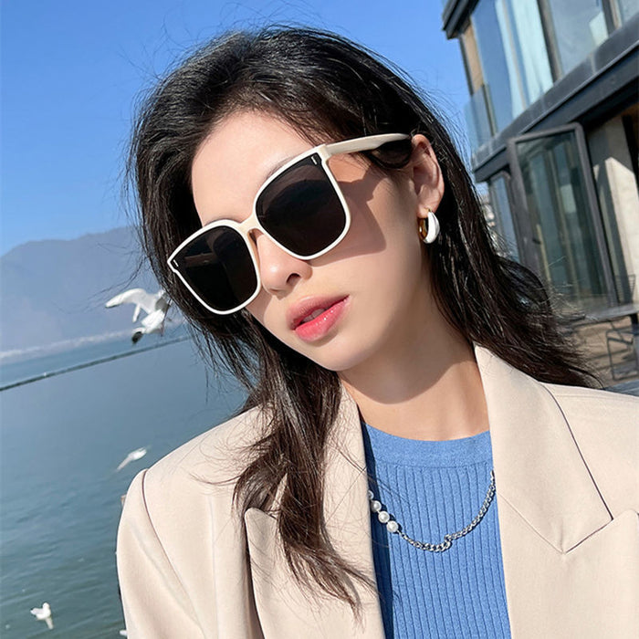 Wholesale Retro sunglasses with UV protection and slimming effect