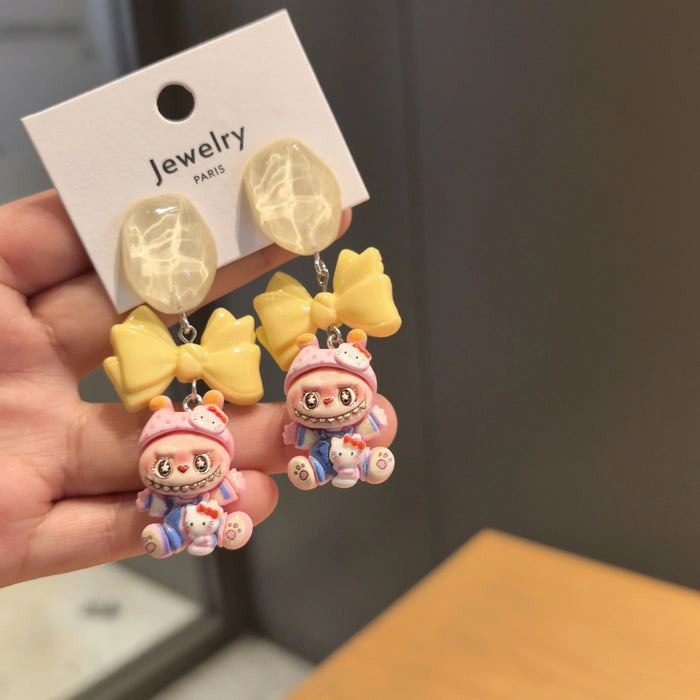 Wholesale Original new cartoon silver needle earrings cute