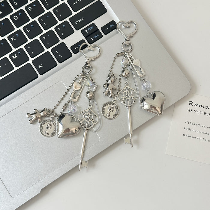 Wholesale Peach Heart Keychain Women's Exquisite Love Key Pendant  Bag Hanging Accessories