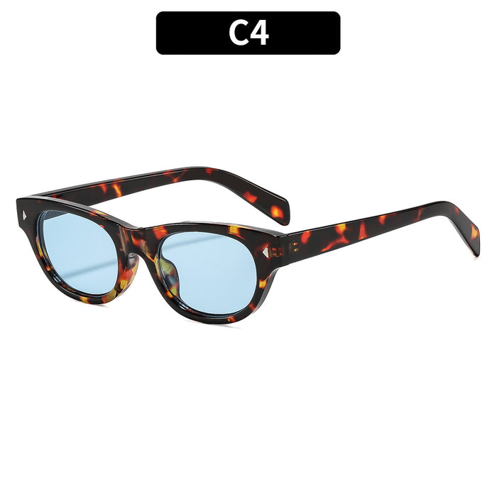 Wholesale Retro Square Sunglasses for Women Trendy UV400 Black Frame Gray Lens Fashion Accessory