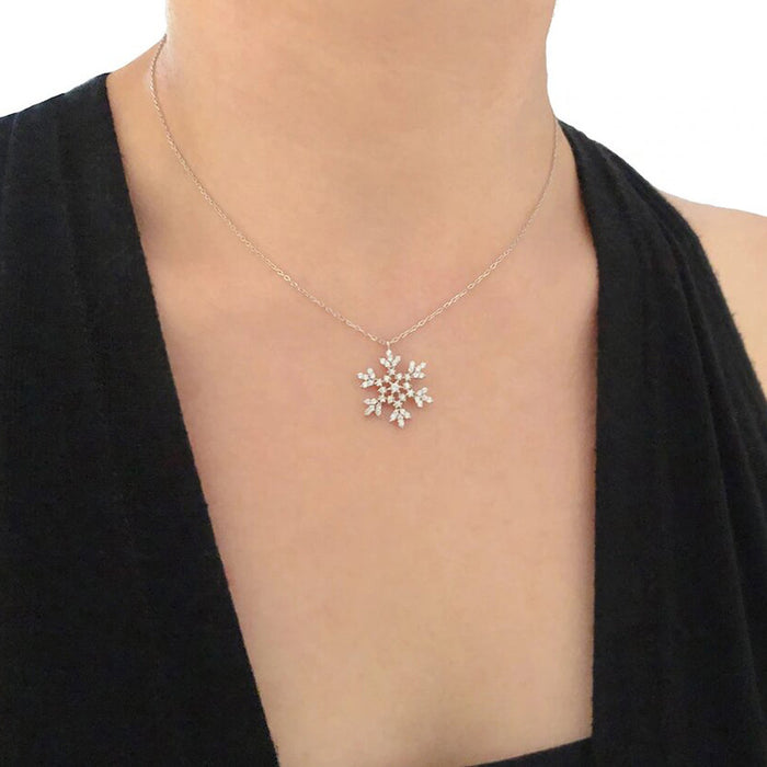 Wholesale Snowflake  Pendant Necklace  Christmas Pendant Necklace