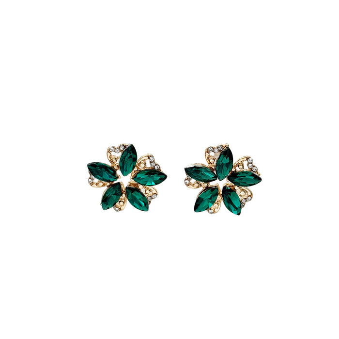 Wholesale Fashionable and minimalist temperament, flower shaped alloy inlaid with rhinestones, super sparkling, light luxury earrings, trendy earring accessories wholesale