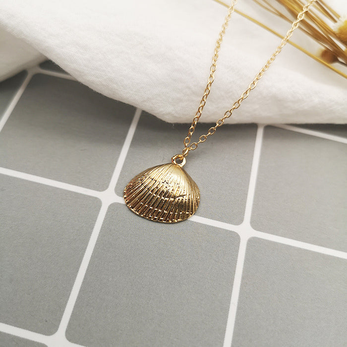Wholesale Alloy Shell Necklace Exaggerated Personalized Jewelry