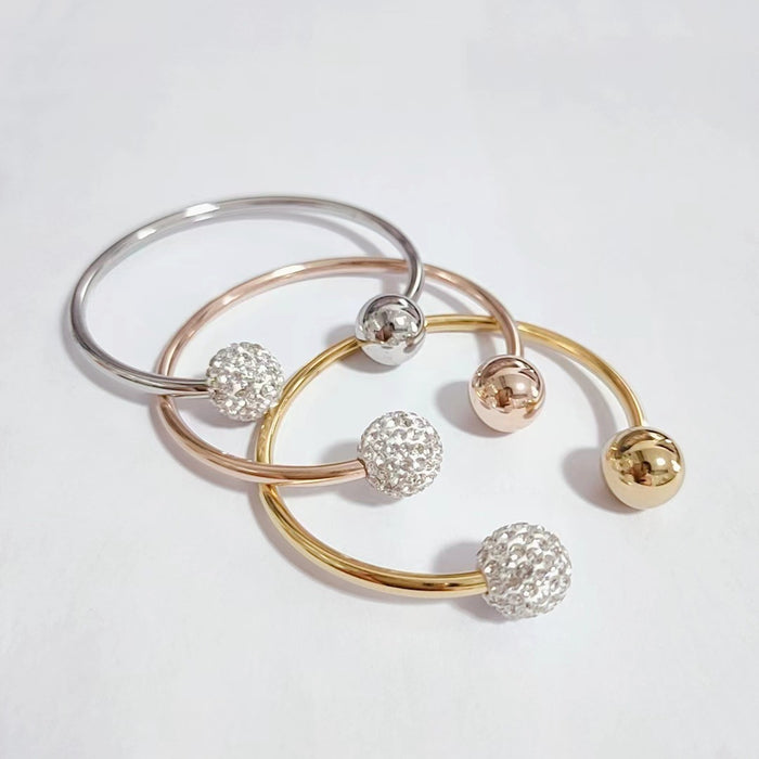 Wholesale Titanium steel color-preserving bracelet with diamond setting