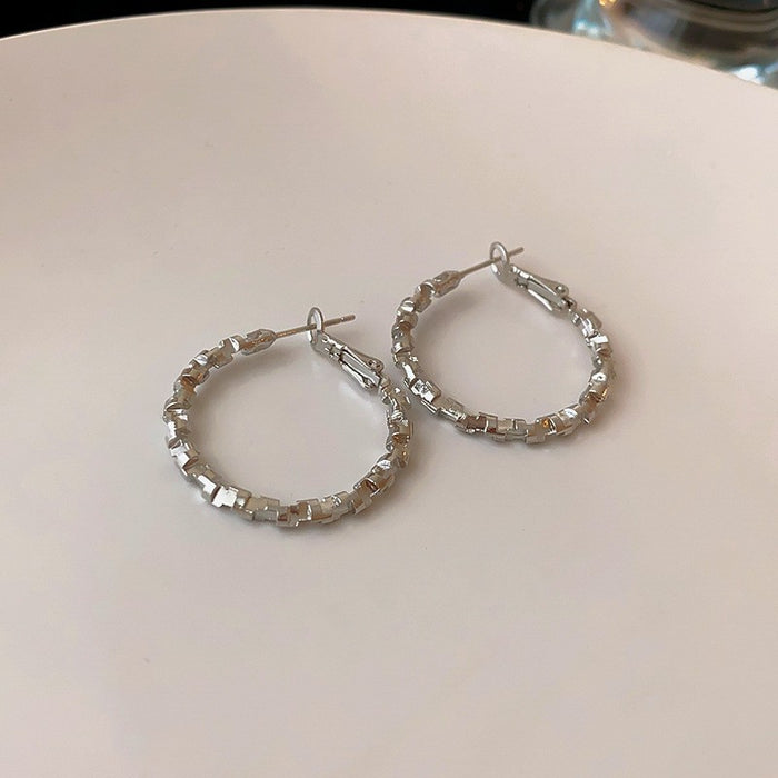 Wholesale Silver needle ear ring niche personality design sense exaggerated earrings women' s fashion temperament earrings