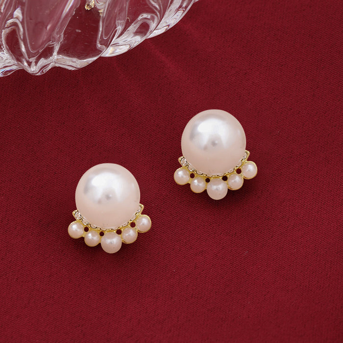 Wholesale cat claw pearl earrings women's niche retro atmosphere