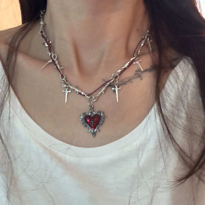 Wholesale Alloy Electroplated Heart Pendant Clavicle Necklace