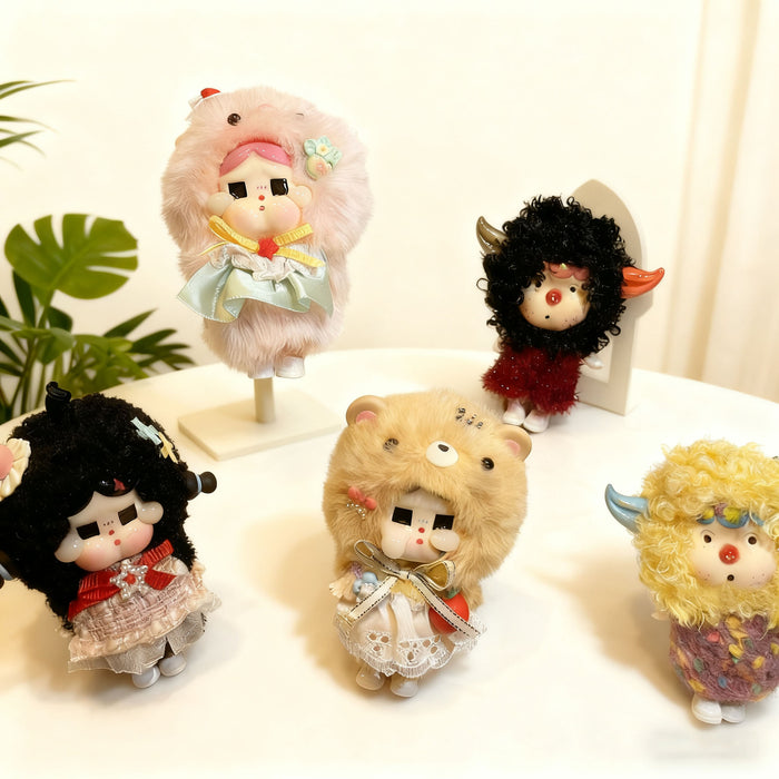 Wholesale Cute plush doll keychain