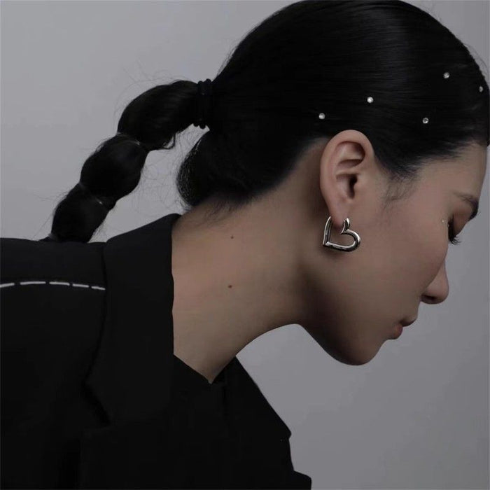 Wholesale Earrings with ear buckles, women's new trendy and niche design, personalized and cool style earrings