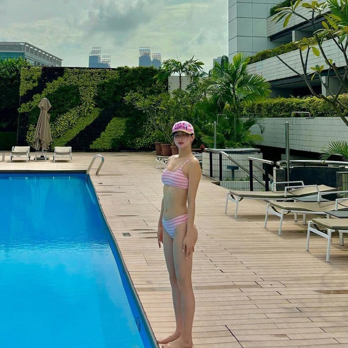 Wholesale Bikini retro striped shoulder strap split swimsuit