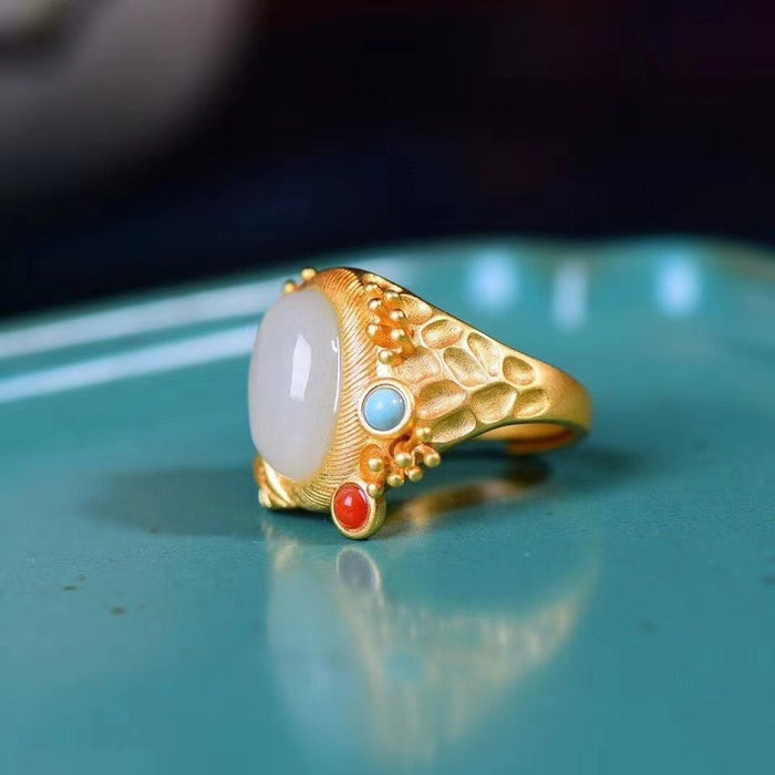 Wholesale Ring with palace-style setting featuring a peace talisman and leaf motif