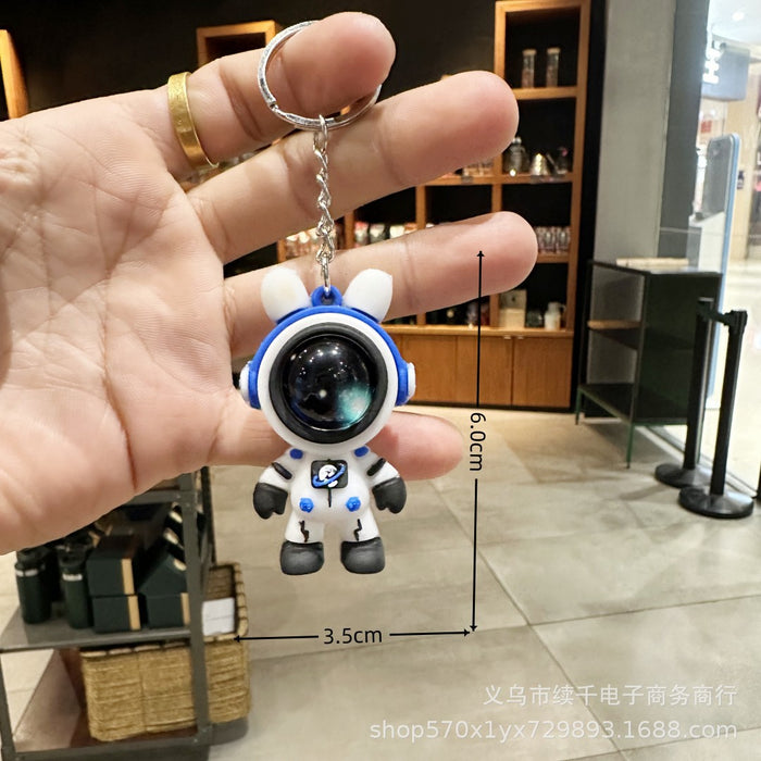 Wholesale Cartoon astronaut keychain couple gift bag decoration creative car keychain pendant
