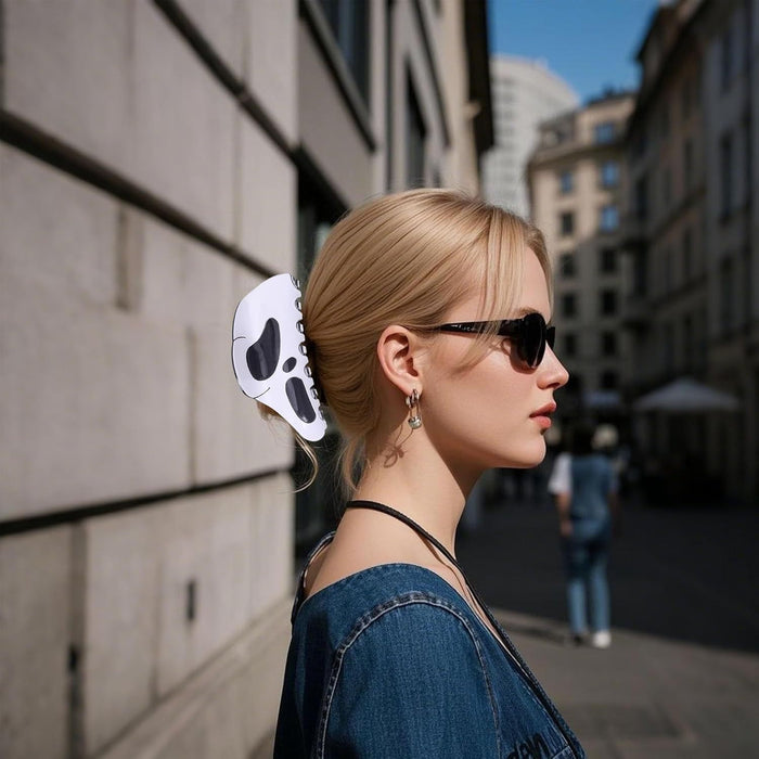 Wholesale Screaming ghost face clip dark ghost hairpin creative ponytail clip  series back of the head hairpin