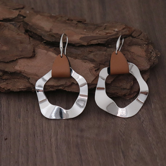 Wholesale Vintage bronze circle leather earrings