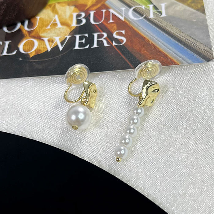 Wholesale Exaggerated asymmetrical pearl ear clip design, minimalist temperament earrings