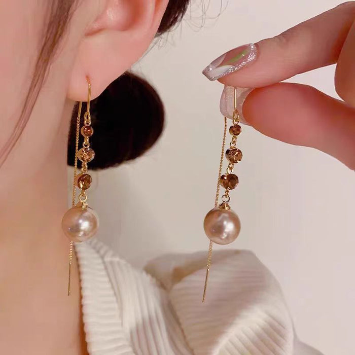 Wholesale Small and niche design, long diamond studded pearl earrings, simple and fashionable, versatile earrings