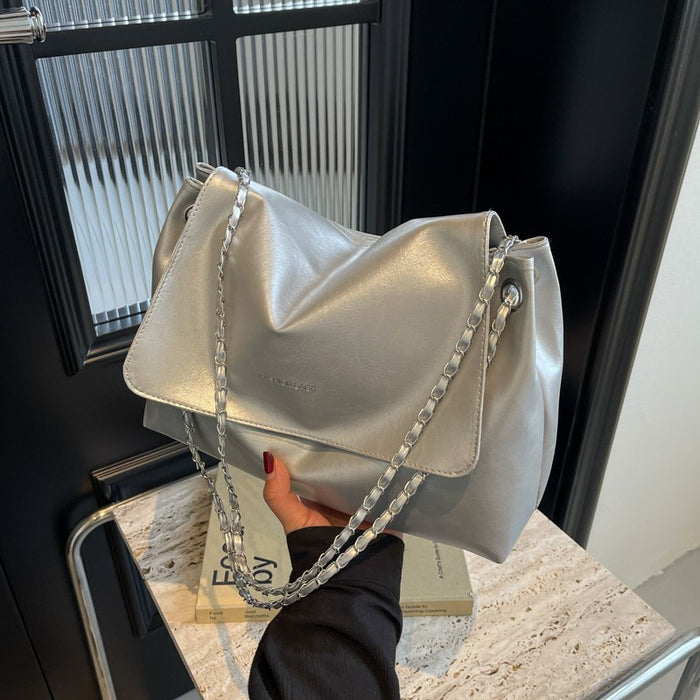 Wholesale Vintage large capacity underarm tote bag, simple chain shoulder crossbody bag
