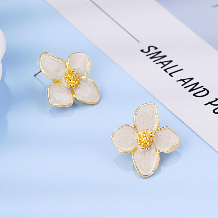 Wholesale Gardenia flower earrings, elegant geometric earrings, light luxury, niche high-end earrings