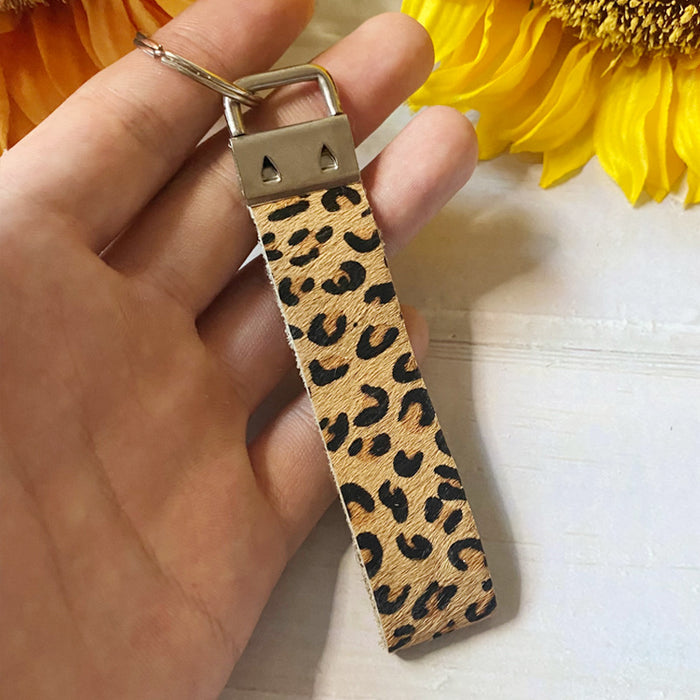 Wholesale Vintage Cow Leopard Print Leather Keychain Trendy Bag Charm