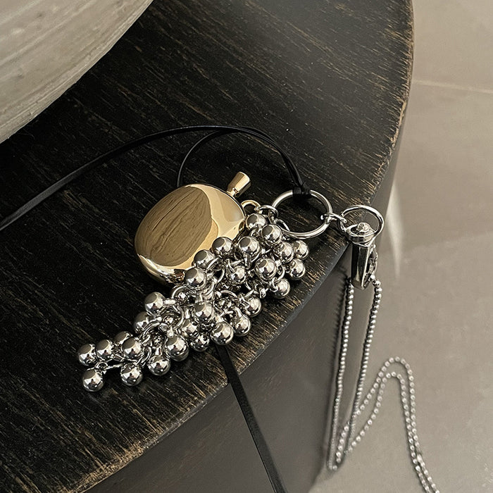 Wholesale Water bottle pendant necklace crossbody bag pendant women's accessories niche design sweater chain