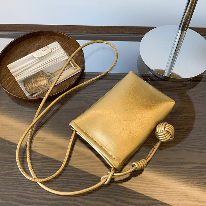 Wholesale Fashionable and personalized small bag, simple single shoulder crossbody bag