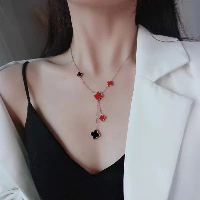 Wholesale  Four-leaf Clover Necklace Women's Collarbone Necklace Tassel Pendant Double-sided Four-leaf Clover Pendant