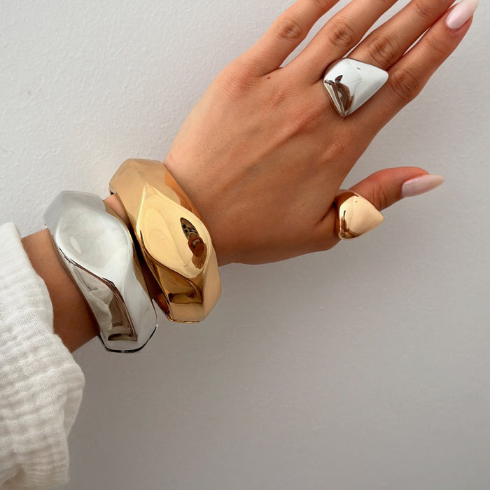 Wholesale Exaggerated jewelry, simple irregular glossy bracelet, personalized alloy round wide open bracelet