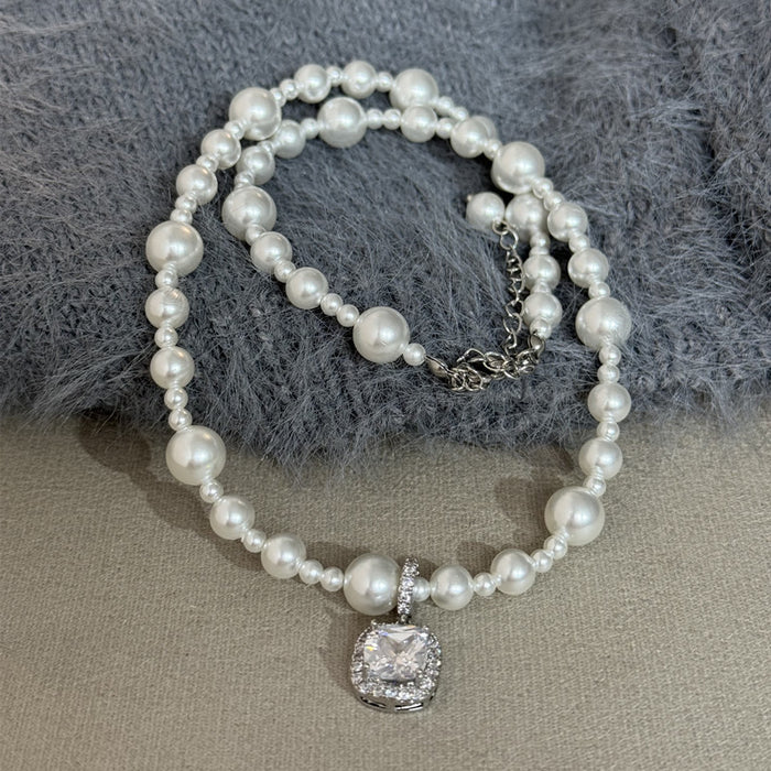 Wholesale   Diamond  Pearl Necklace Neck Chain Woolen Chain Elegant Clavicle Chain for Women