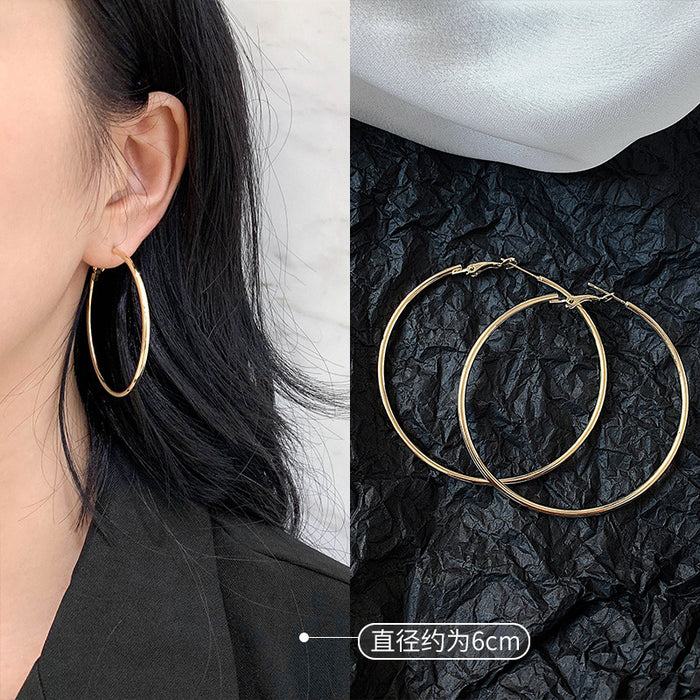 Wholesale Pure silver earrings with large circles, plain circles, and high-end feel. Round circle earrings