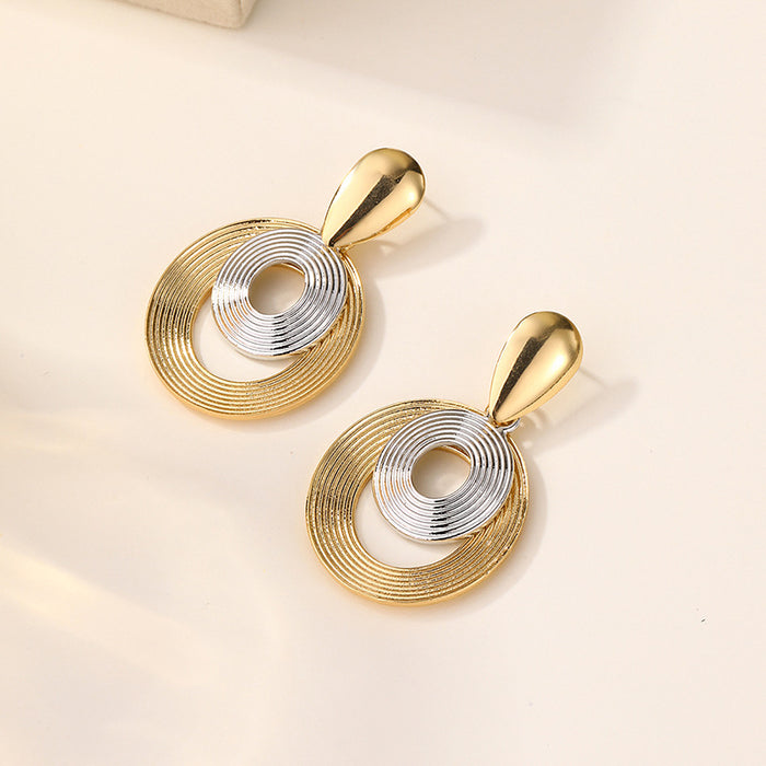Wholesale Exaggerated alloy circle earrings with fashionable hollow geometric earrings and earrings