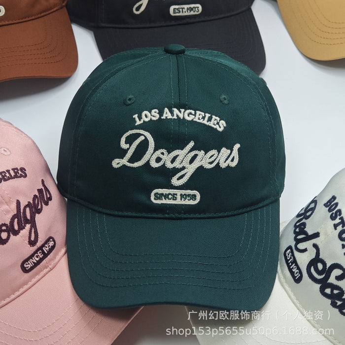 Wholesale Embroidered baseball sunshade hat with letters