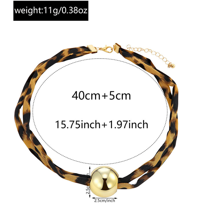 Wholesale Trendy exaggerated leopard print heart-shaped necklace, niche design pendant necklace