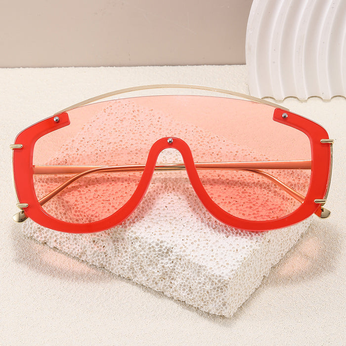 Wholesale Large frame shield shaped fashionable trendy sunglasses beach vacation personalized glasses sunglasses