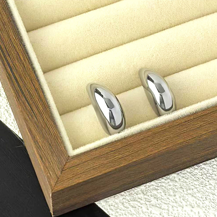 Wholesale Advanced design, natural water droplet shaped earrings, simple temperament, titanium steel, fashionable and versatile earrings