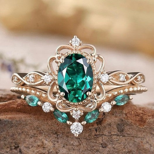 Wholesale Emerald zircon ring set in rose gold alloy