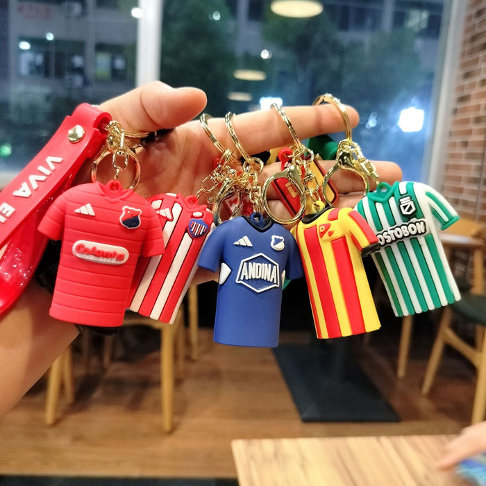 Wholesale  cartoon football player jersey key chain pendant bag car key chain accessories